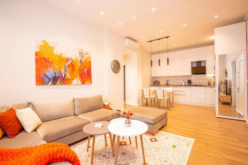 Modern Flat With Central Location Near Nisantasi Apartment อิสตันบูล ภายนอก รูปภาพ